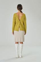 Maglia in misto Cashmere con incrocio sul retro - Andrea
