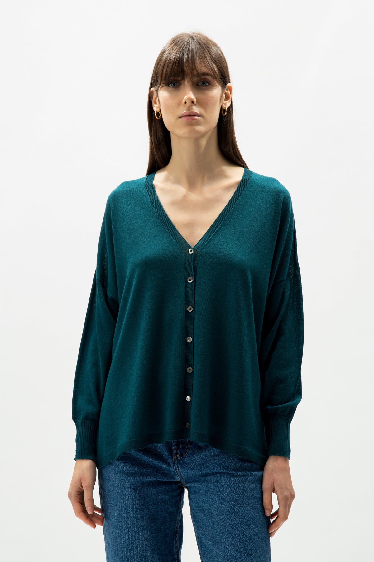 Cardigan V in Merino Extra Fine