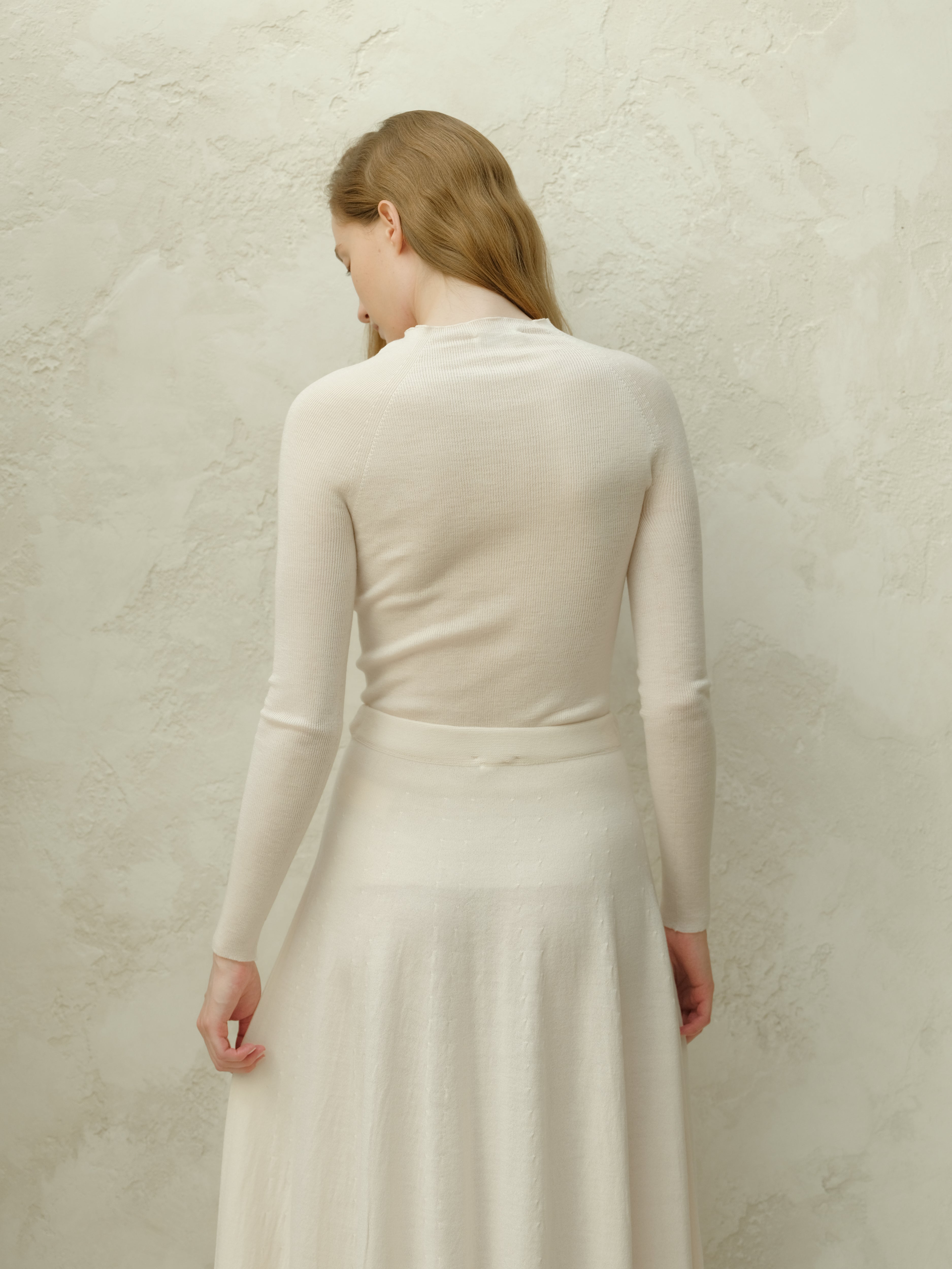 Extra Fine Merino Ribbed Crewneck