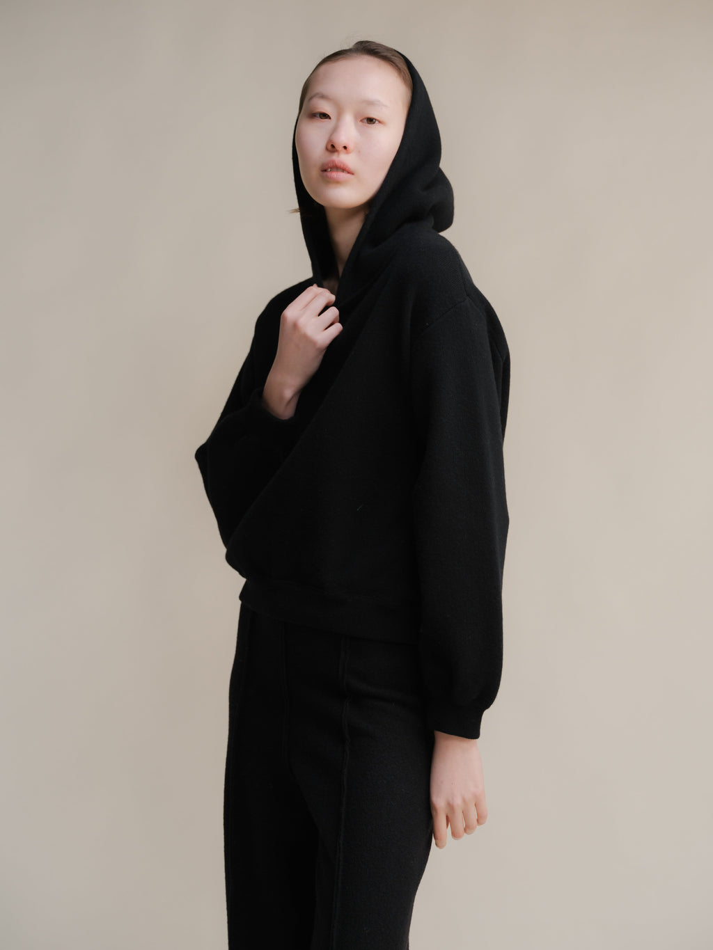 Superfine Lambswool Cropped Hoodie