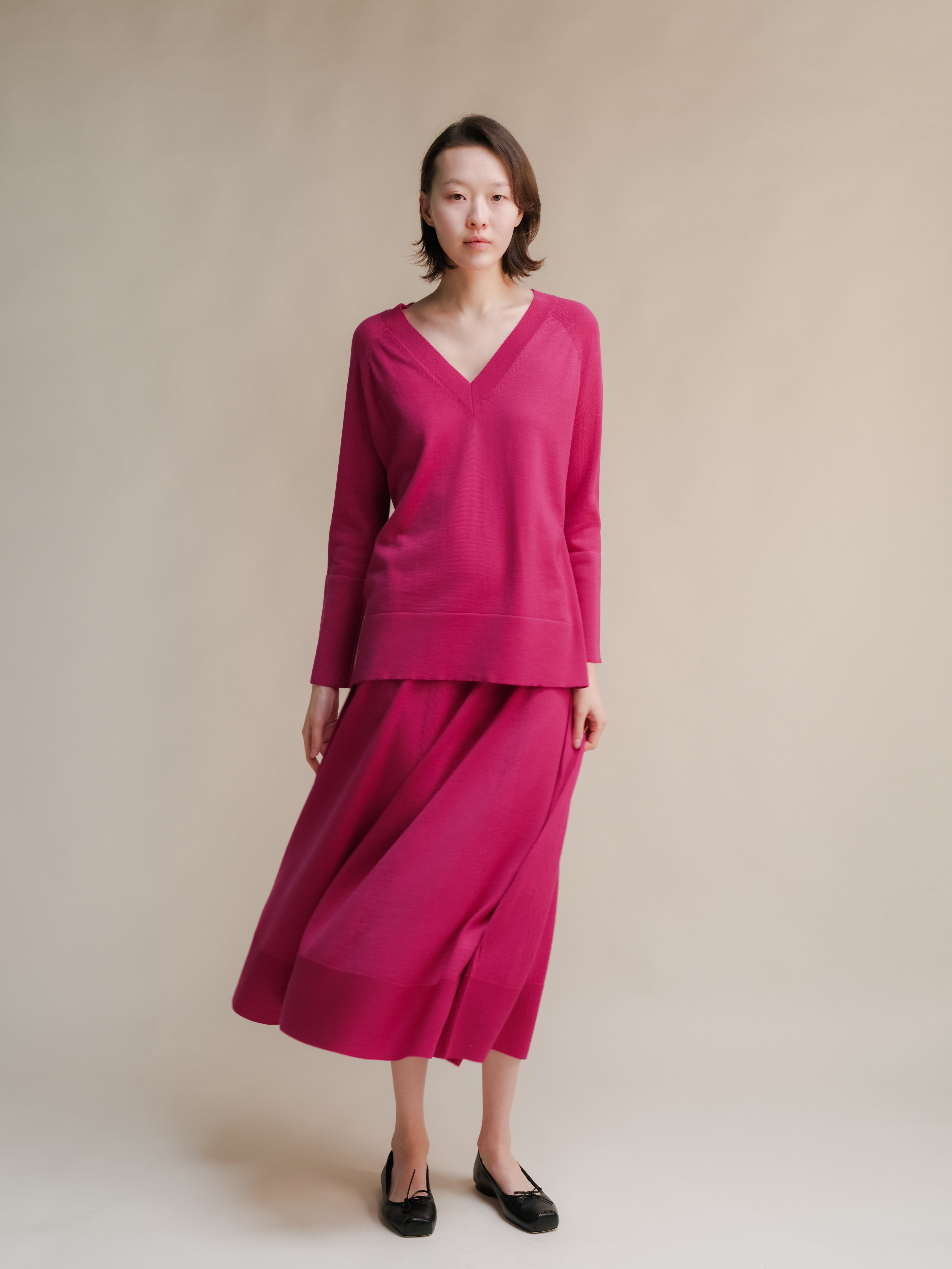 Extra Fine Merino V-Neck Maxi Sweater