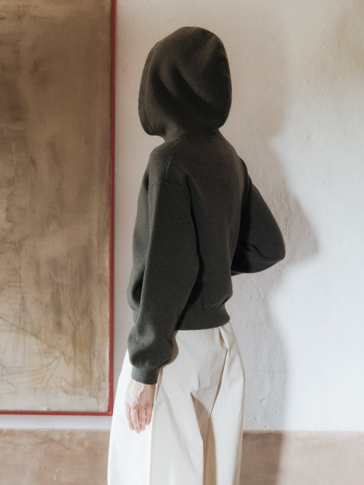 Maglia Cropped con Cappuccio in Lana Merino Superfine