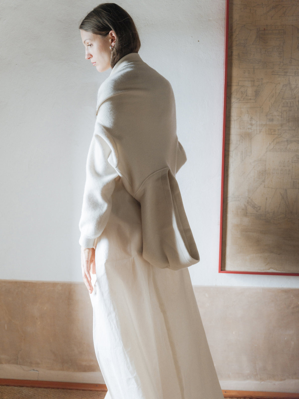Maglia Cropped con Cappuccio in Lana Merino Superfine