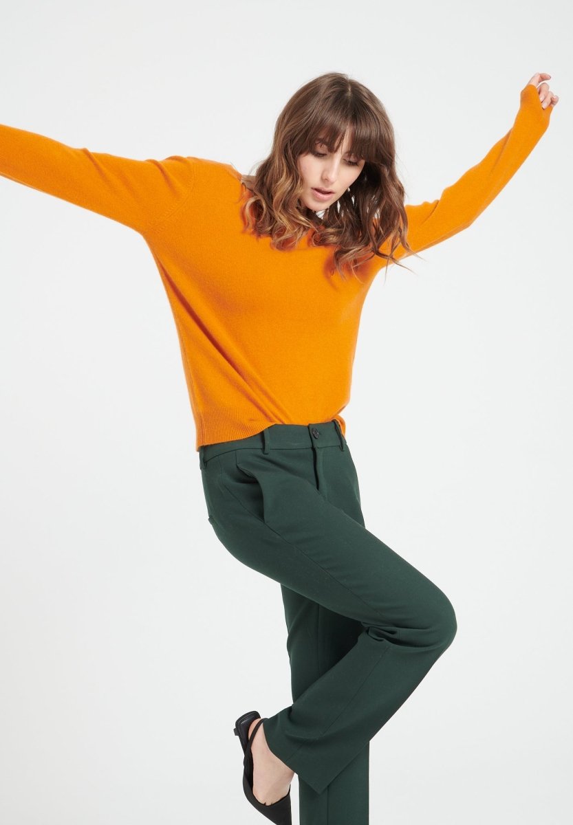 Pull décolleté V dans le dos femme en cachemire orange citrouille - MIA 7-2